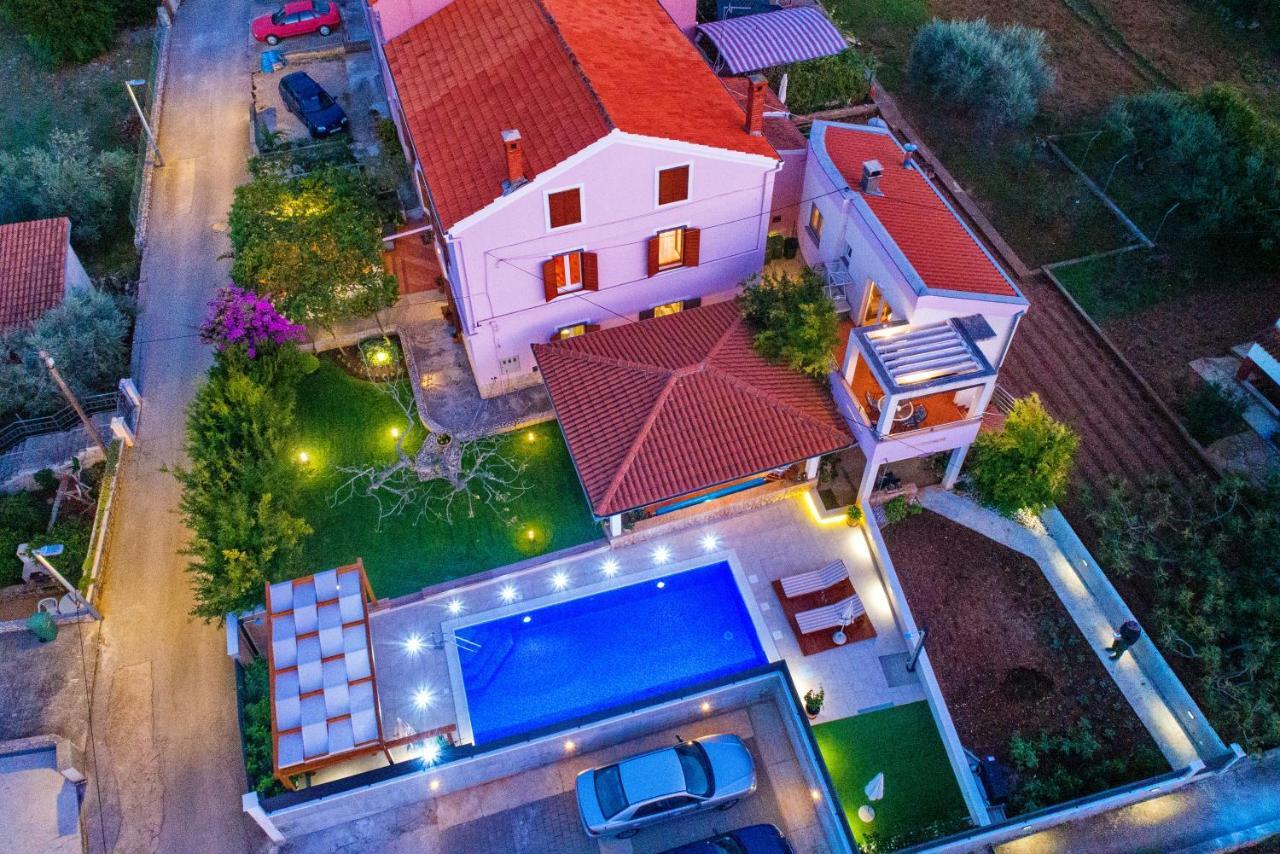 Apartments Guc Преко Экстерьер фото