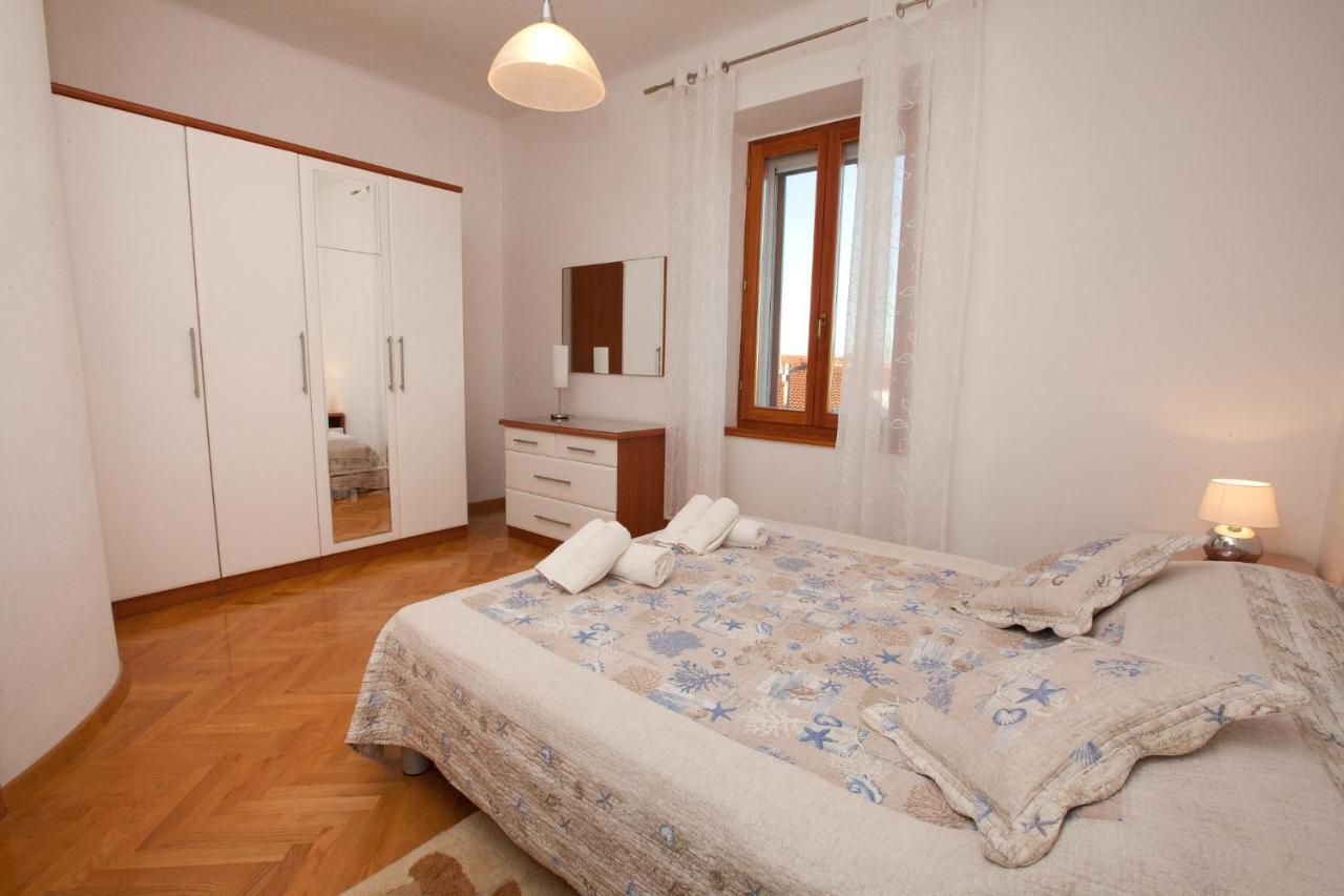 Apartments Guc Преко Экстерьер фото