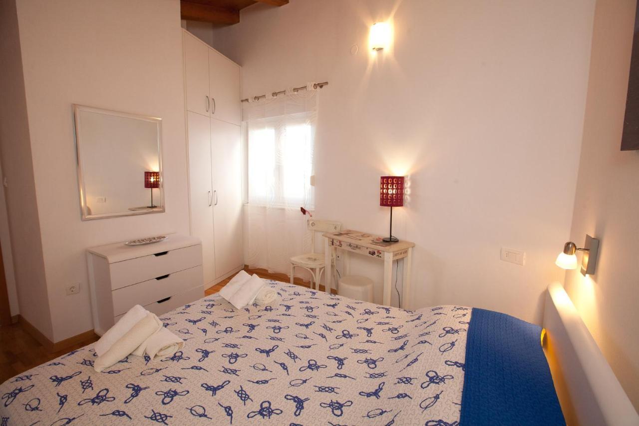 Apartments Guc Преко Экстерьер фото