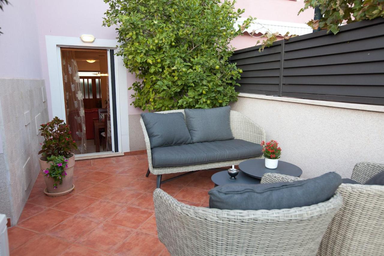 Apartments Guc Преко Экстерьер фото